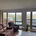 דירה Courthouse View Penthouse 2