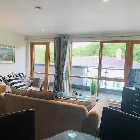 Courthouse View Penthouse 2 *