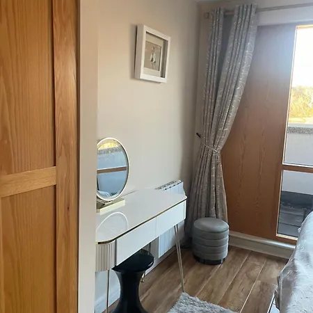 Courthouse View Penthouse 2 شقة *