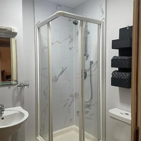 Courthouse View Penthouse 2 *